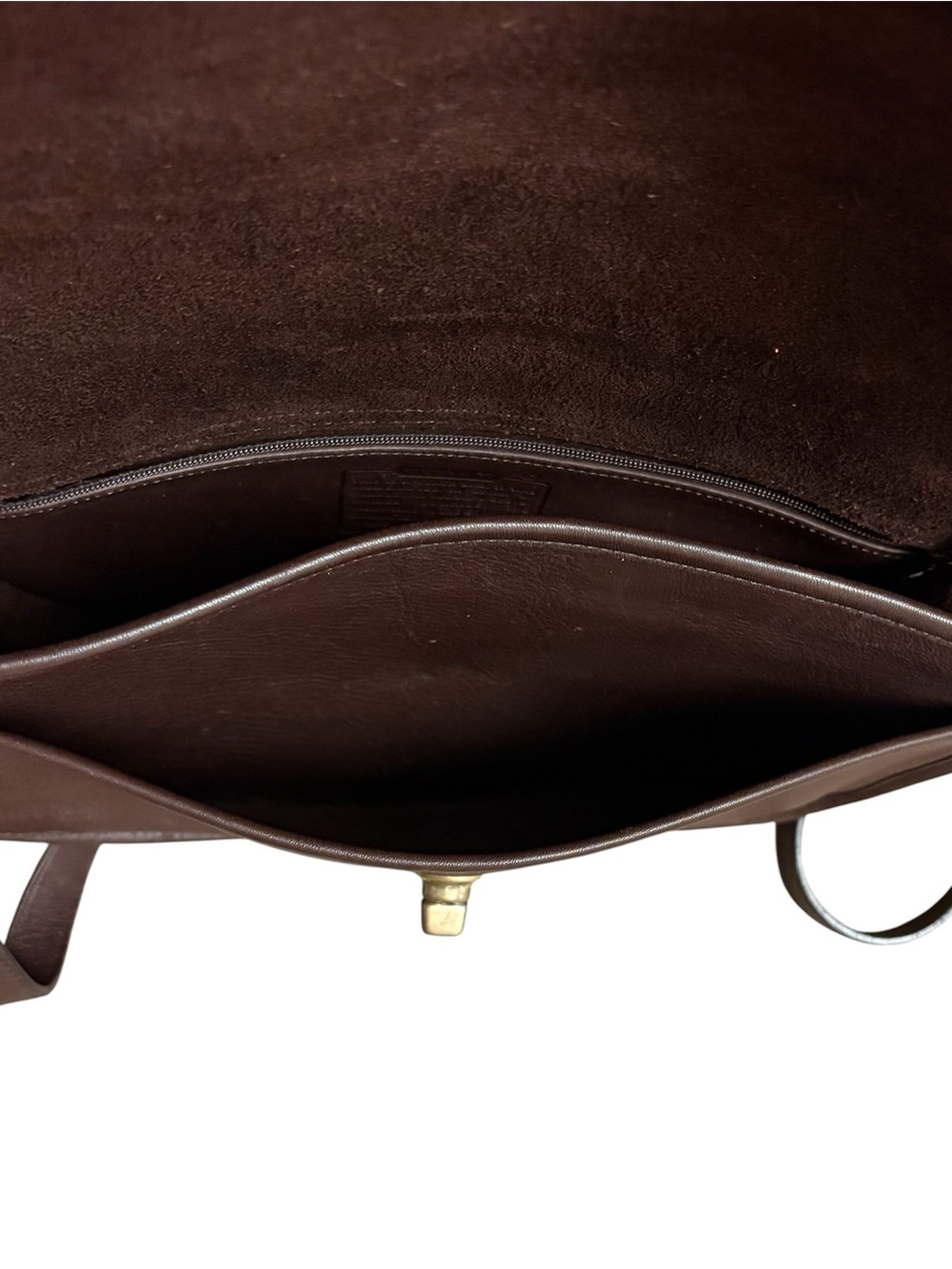 Vtg 9790 Brown Leather Saddle Bag Turnlock Adjustable Strap - Picture 12 of 14